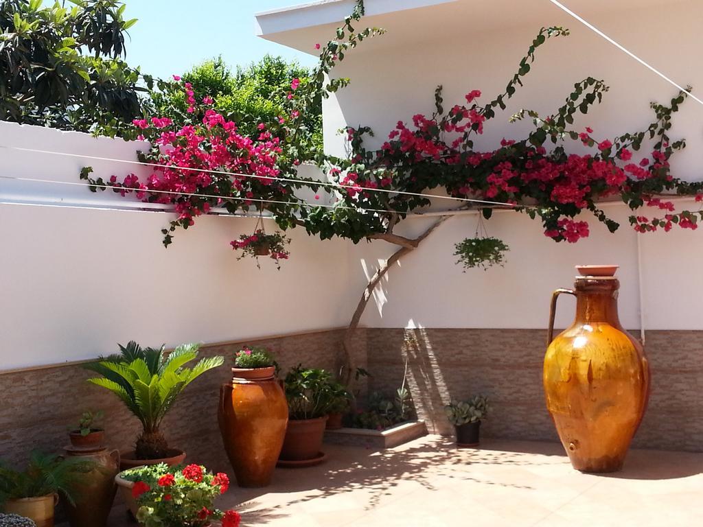 B&B Il Viandante Месане Екстериор снимка
