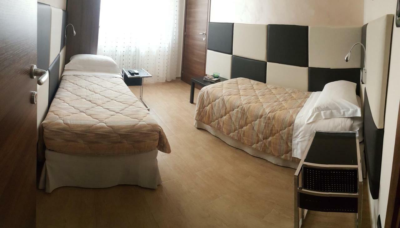 B&B Il Viandante Месане Екстериор снимка
