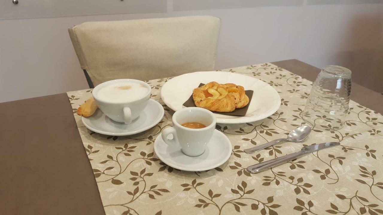 B&B Il Viandante Месане Екстериор снимка